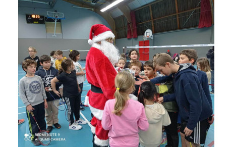Belle surprise.....la venue du Père Noël lundi 12 déc 