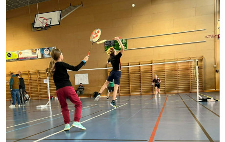 Retour en images de la 1ère étape des interclubs jeunes le 13-14 déc 2025 gymnase des Casseaux.